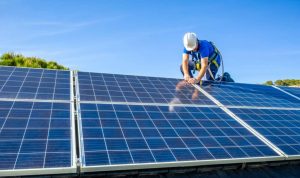 Installation et mise en production des panneaux solaires photovoltaïques à Saint-Ambroix